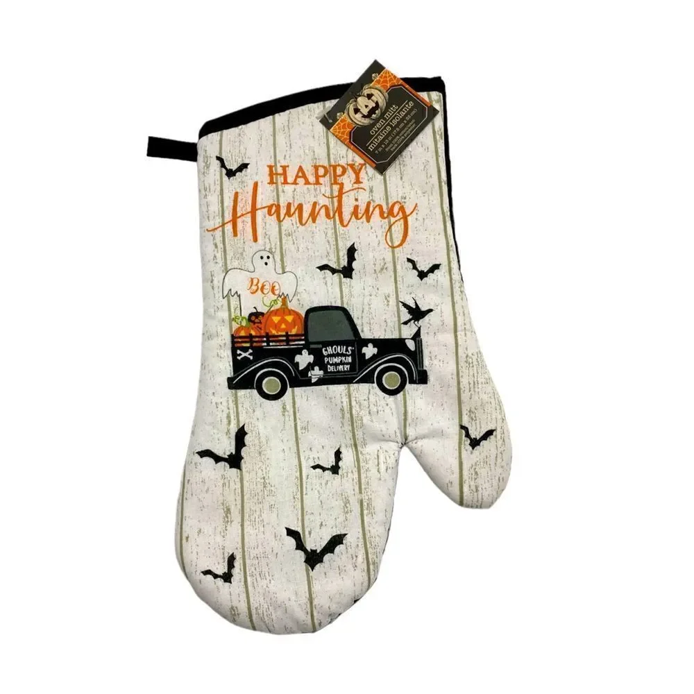 NWT Halloween 4 Piece Pot Holder/ Oven Mitt Set Ghost & Bats